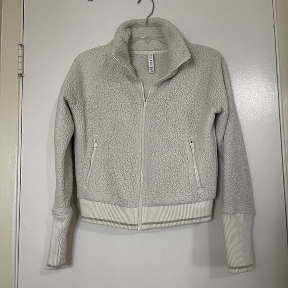 ATHLETA TUGGA Ivory White Sherpa Fleece Full zip Cropped jacket size XS - Picture 3 of 6